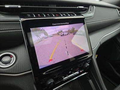 2027 Jeep Grand Cherokee GRAND CHEROKEE LAREDO X 4X4