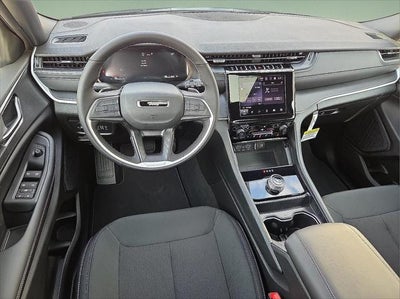 2026 Jeep Grand Cherokee GRAND CHEROKEE LAREDO X 4X4