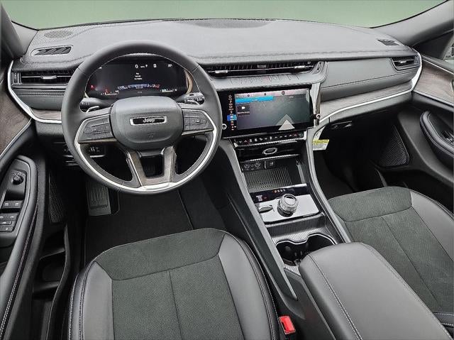 2026 Jeep Grand Cherokee GRAND CHEROKEE ALTITUDE 4X4