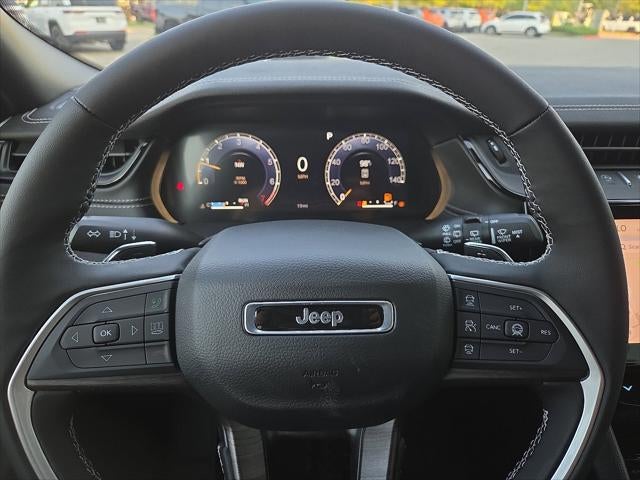 2027 Jeep Grand Cherokee GRAND CHEROKEE LAREDO ALTITUDE 4X4
