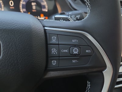2027 Jeep Grand Cherokee GRAND CHEROKEE LAREDO ALTITUDE 4X4