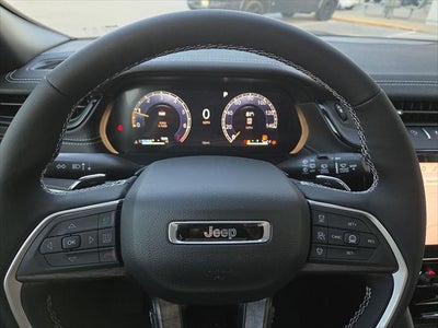 2027 Jeep Grand Cherokee GRAND CHEROKEE LAREDO ALTITUDE 4X4