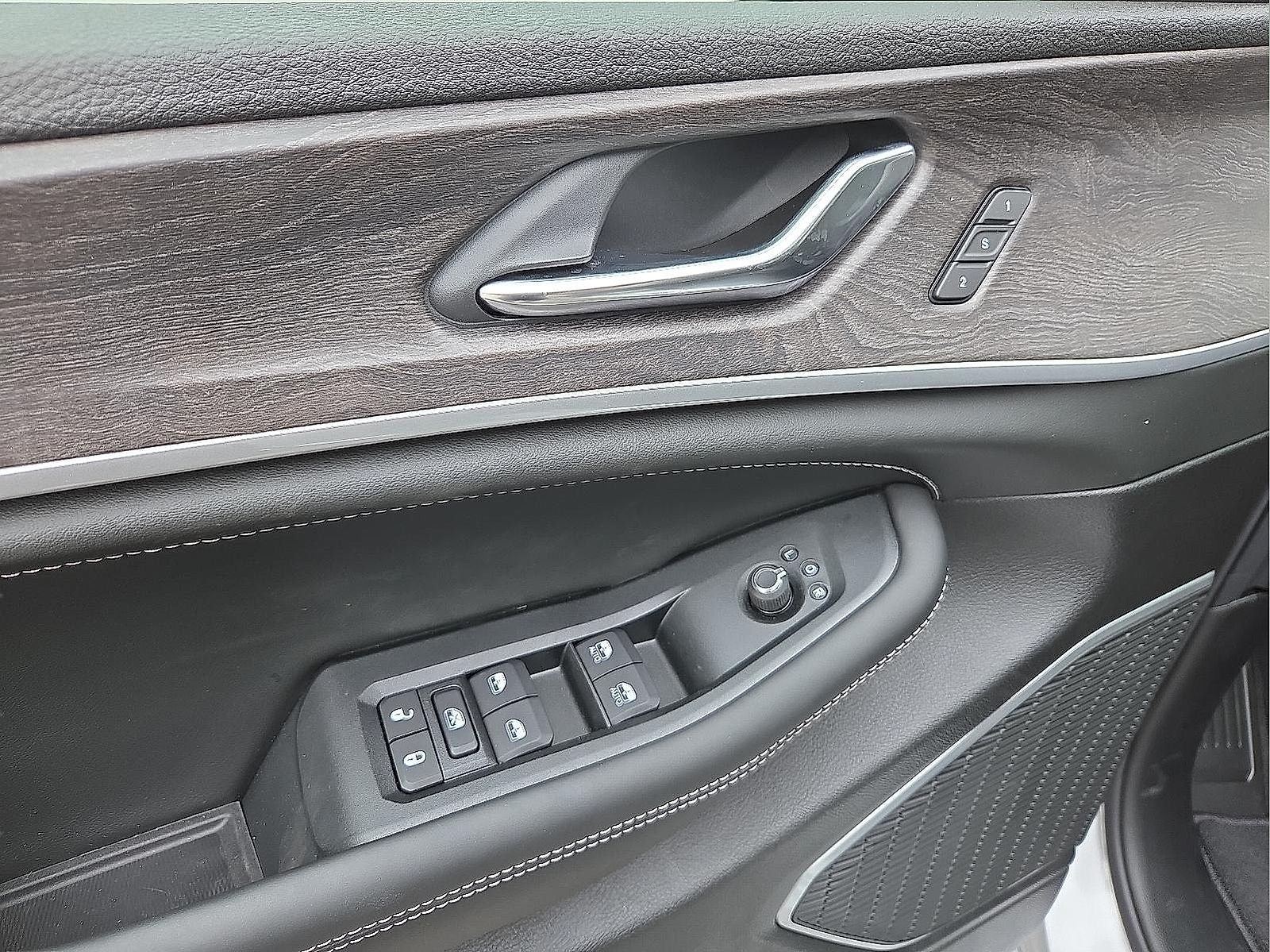2026 Jeep Grand Cherokee GRAND CHEROKEE LIMITED RESERVE 4X4