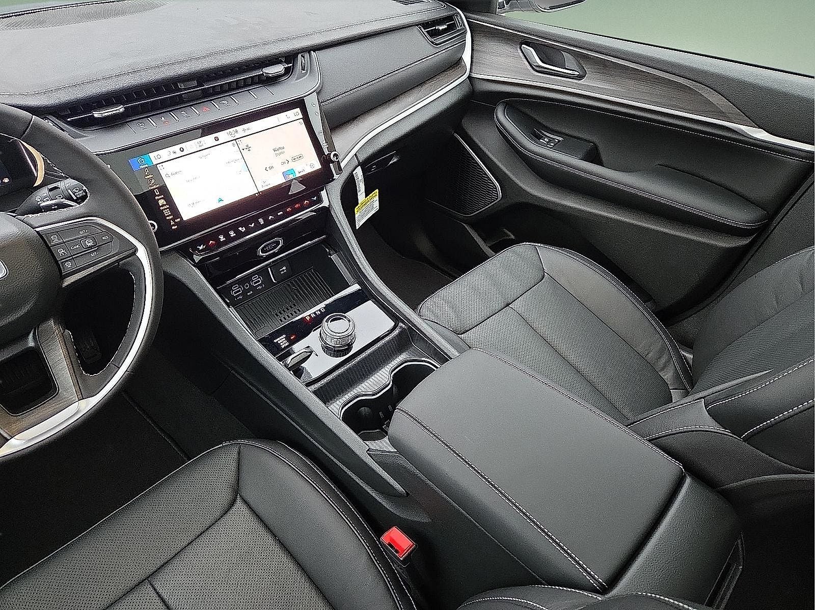 2026 Jeep Grand Cherokee GRAND CHEROKEE LIMITED RESERVE 4X4