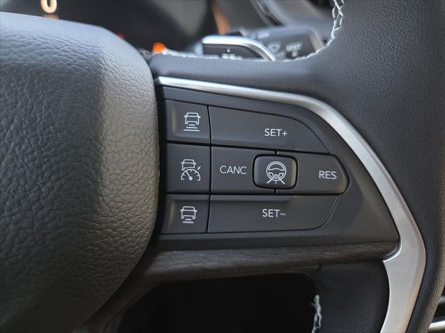 2027 Jeep Grand Cherokee GRAND CHEROKEE LIMITED RESERVE 4X4
