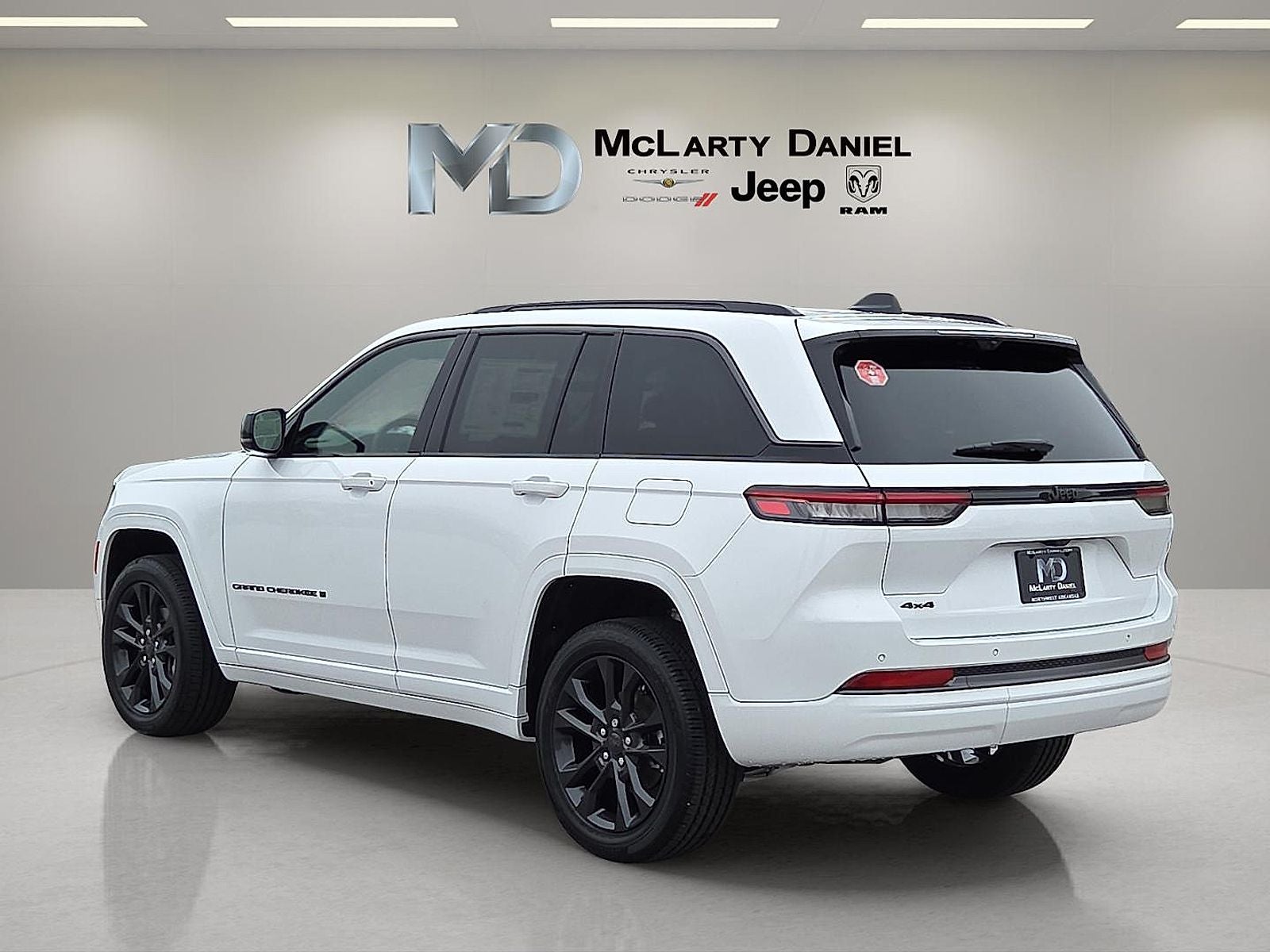 2026 Jeep Grand Cherokee GRAND CHEROKEE LIMITED RESERVE 4X4