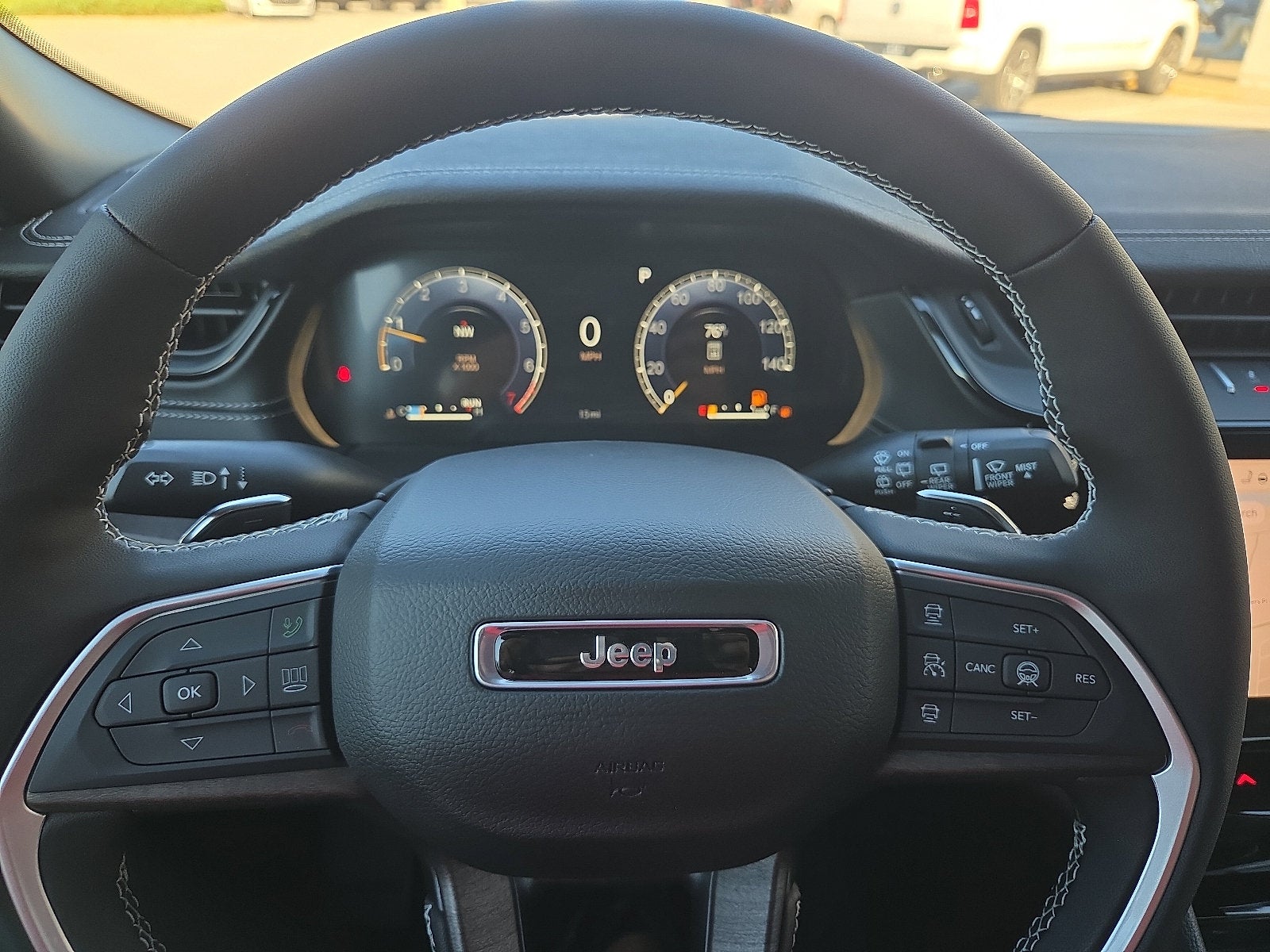 2027 Jeep Grand Cherokee GRAND CHEROKEE LIMITED RESERVE 4X4