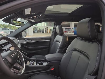 2027 Jeep Grand Cherokee GRAND CHEROKEE LIMITED RESERVE 4X4