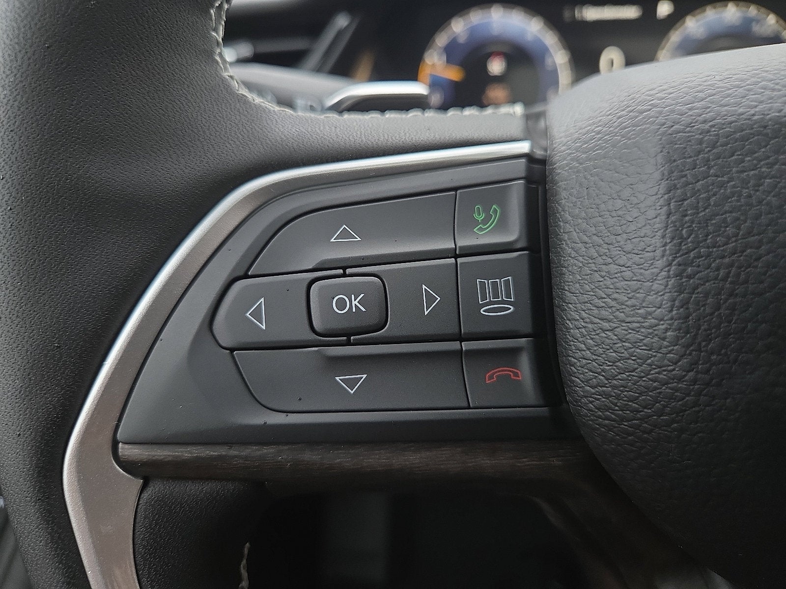2027 Jeep Grand Cherokee GRAND CHEROKEE LIMITED RESERVE 4X4