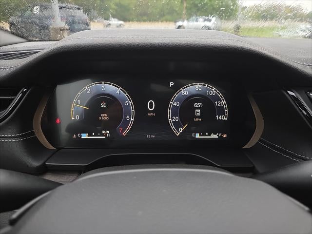 2027 Jeep Grand Cherokee GRAND CHEROKEE LIMITED RESERVE 4X4