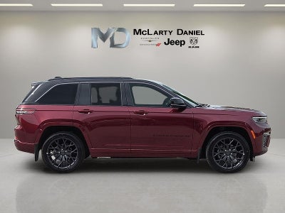 2026 Jeep Grand Cherokee GRAND CHEROKEE SUMMIT 4X4