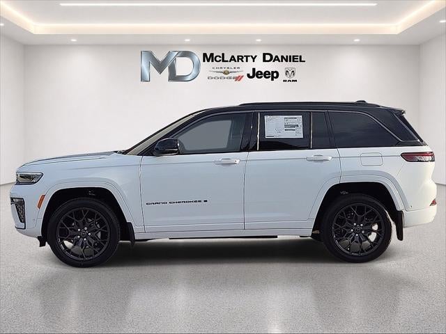 2027 Jeep Grand Cherokee GRAND CHEROKEE SUMMIT 4X4