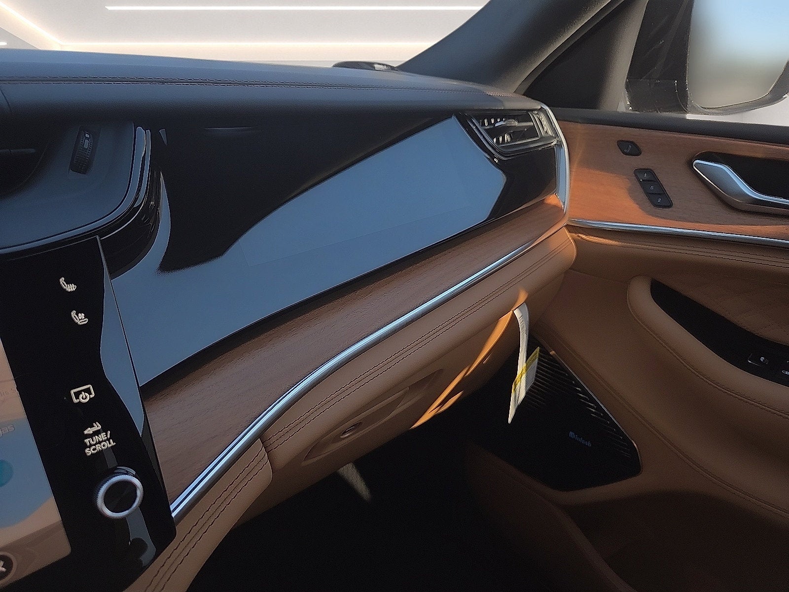 2027 Jeep Grand Cherokee GRAND CHEROKEE SUMMIT 4X4
