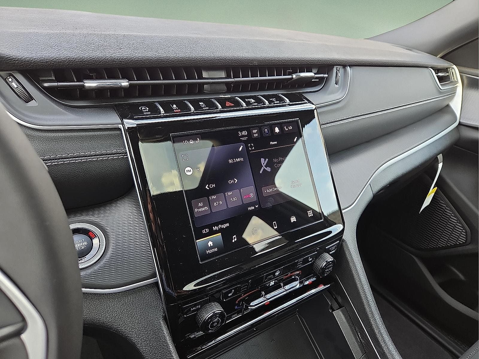 2026 Jeep Grand Cherokee GRAND CHEROKEE L LAREDO X 4X4