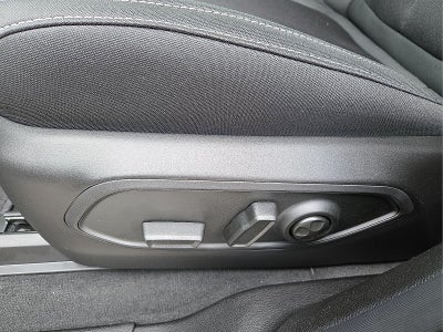 2025 Jeep Grand Cherokee GRAND CHEROKEE L LAREDO 4X4