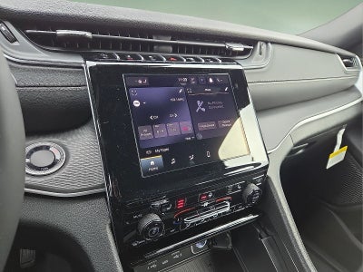 2025 Jeep Grand Cherokee GRAND CHEROKEE L LAREDO 4X4