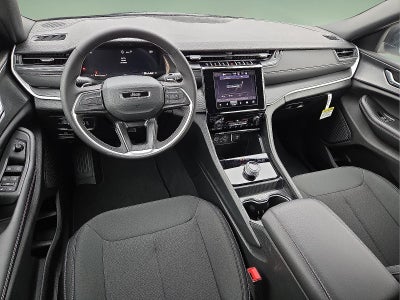 2025 Jeep Grand Cherokee GRAND CHEROKEE L LAREDO 4X4