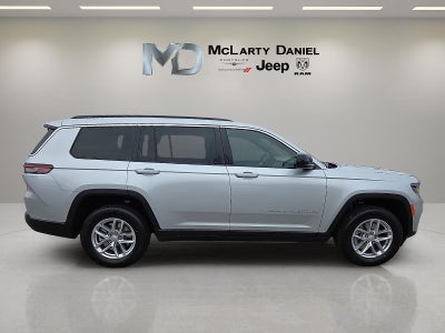 2025 Jeep Grand Cherokee GRAND CHEROKEE L LAREDO 4X4