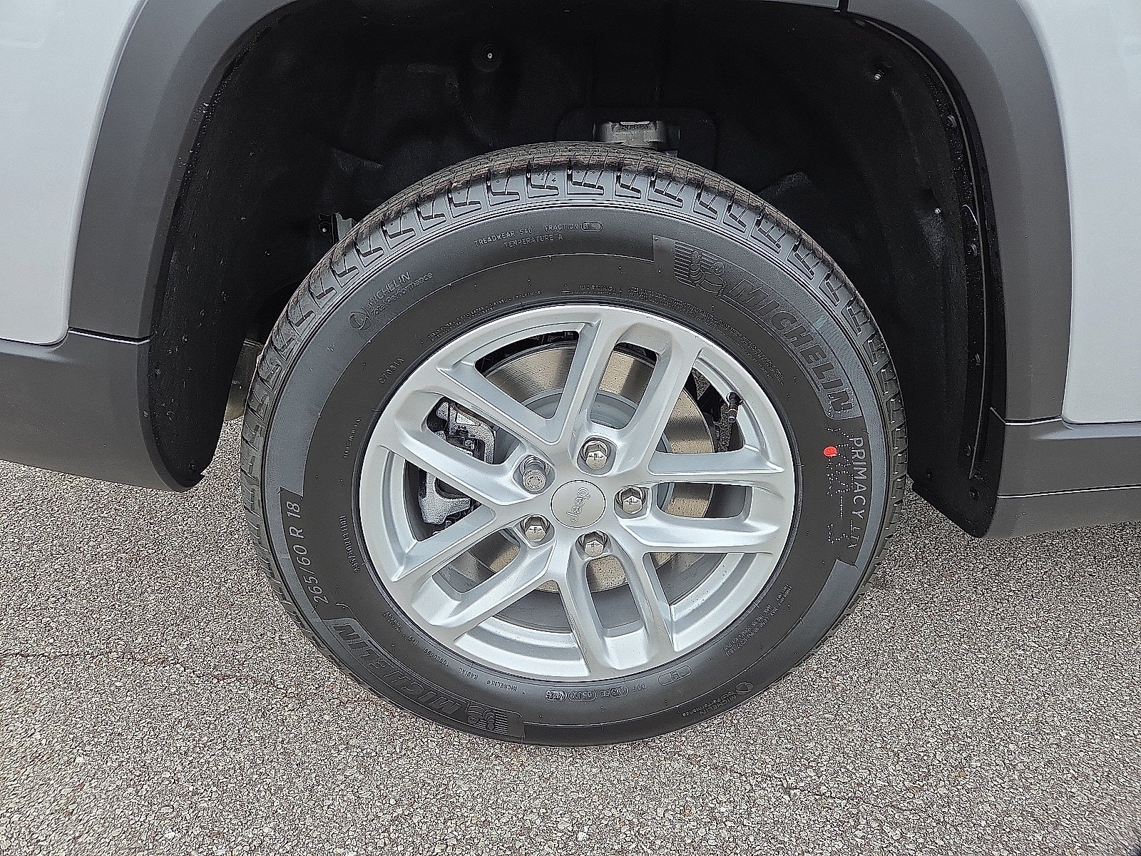 2025 Jeep Grand Cherokee GRAND CHEROKEE L LAREDO 4X4