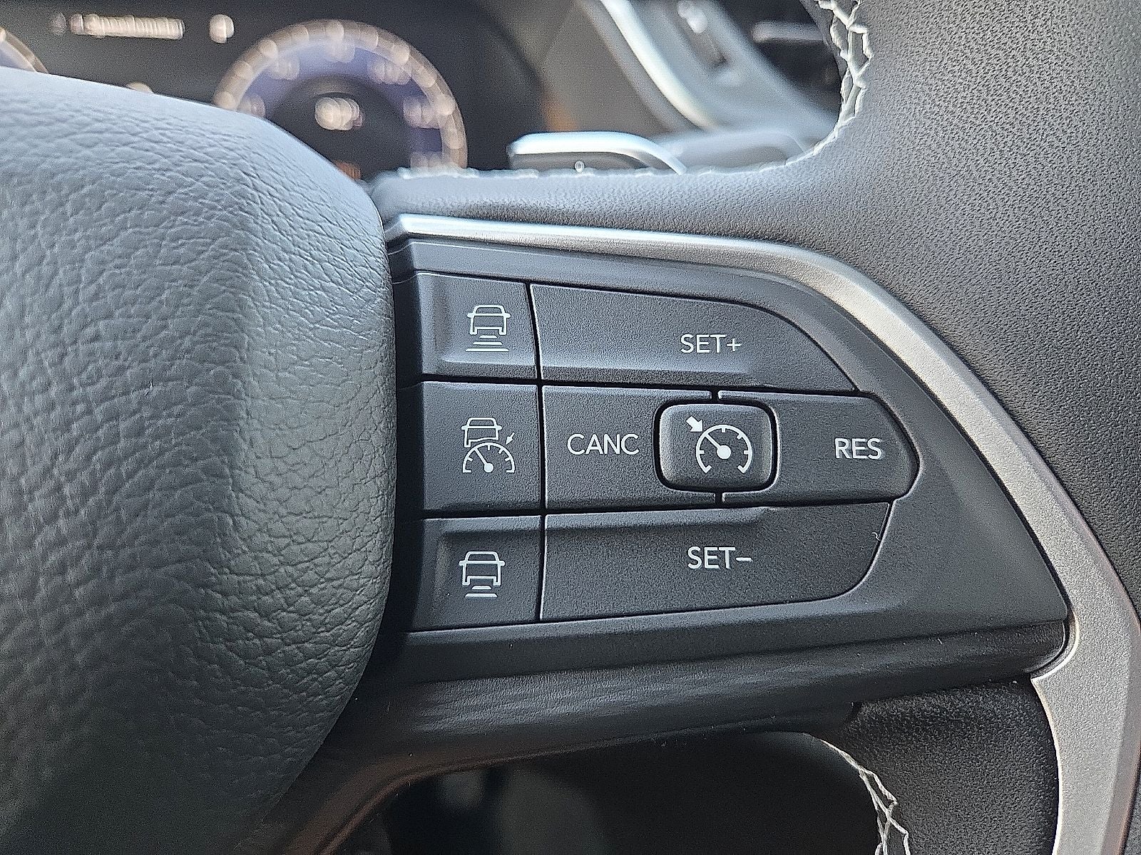 2025 Jeep Grand Cherokee GRAND CHEROKEE L LAREDO 4X4