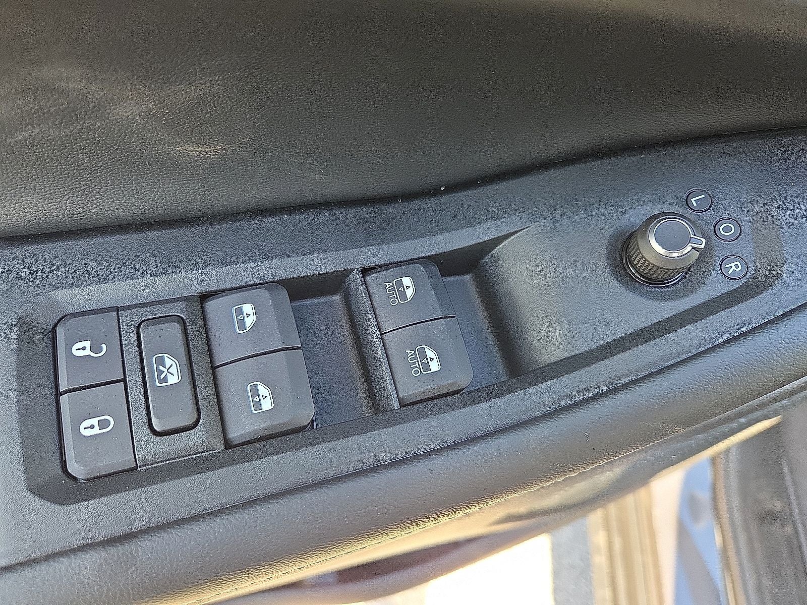 2025 Jeep Grand Cherokee GRAND CHEROKEE L ALTITUDE 4X4