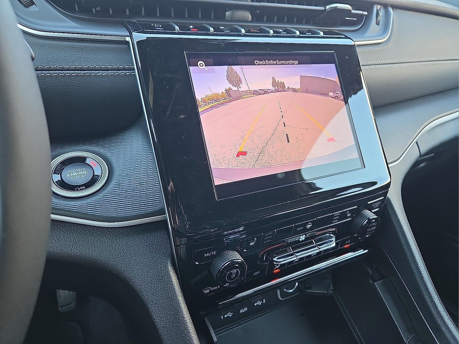 2025 Jeep Grand Cherokee GRAND CHEROKEE L ALTITUDE 4X4