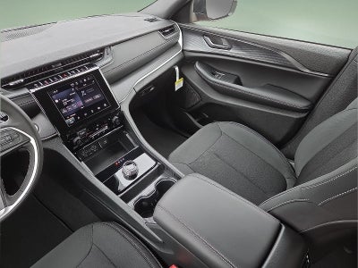 2026 Jeep Grand Cherokee GRAND CHEROKEE L LAREDO X 4X4