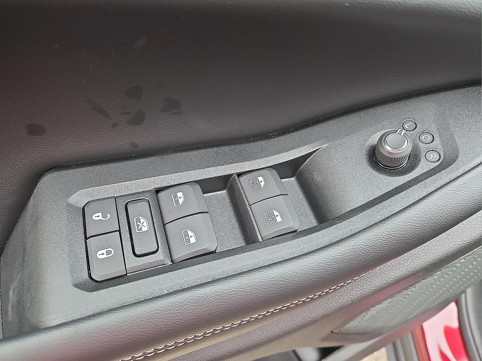 2026 Jeep Grand Cherokee GRAND CHEROKEE L LAREDO X 4X4