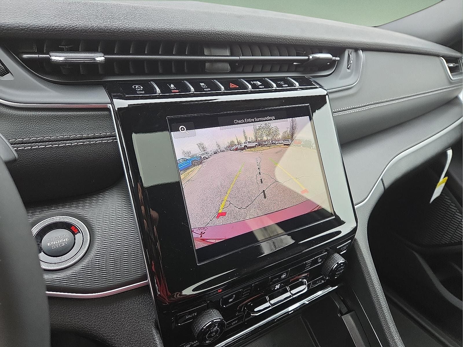 2026 Jeep Grand Cherokee GRAND CHEROKEE L LAREDO X 4X4