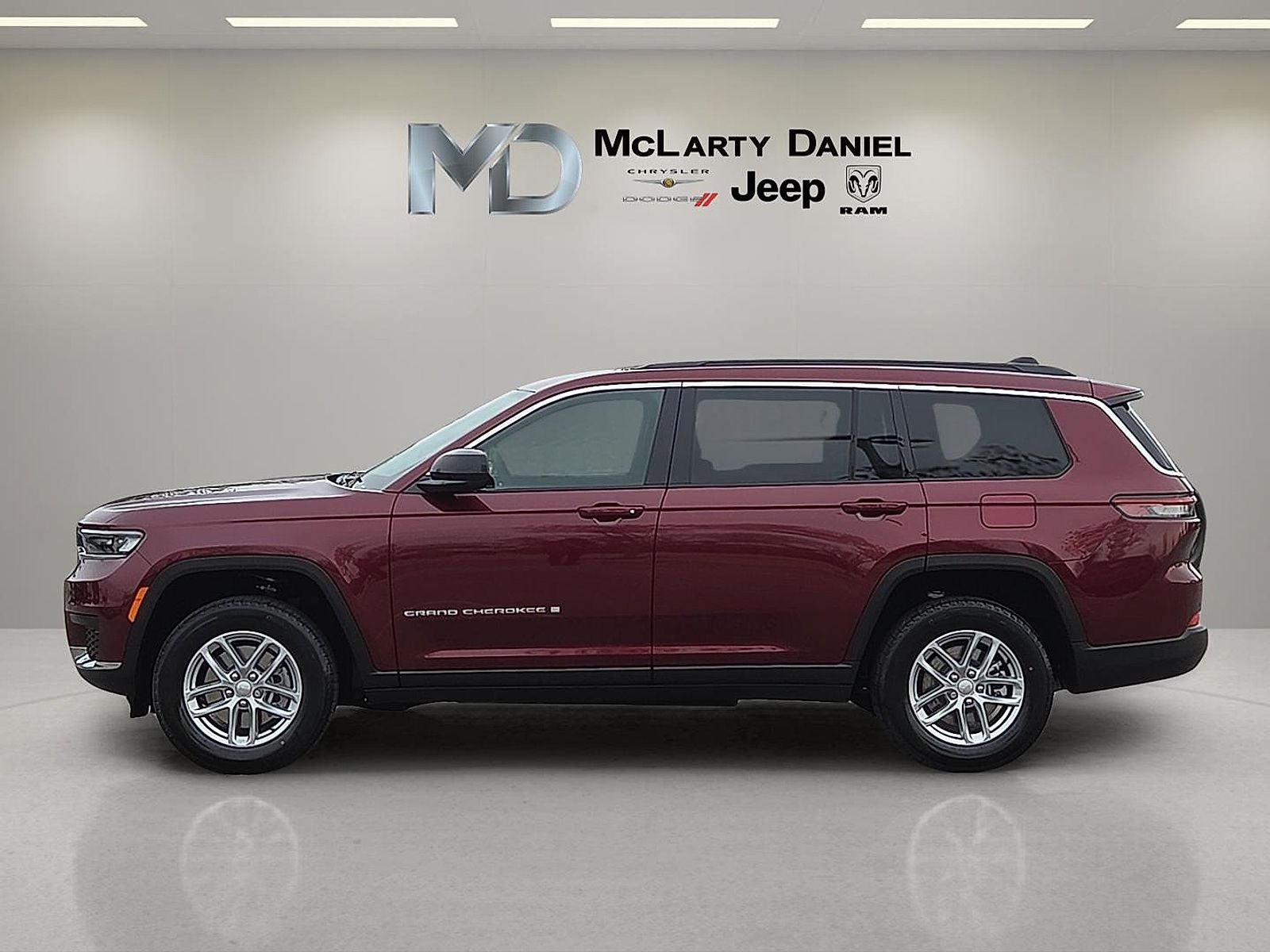 2026 Jeep Grand Cherokee GRAND CHEROKEE L LAREDO X 4X4