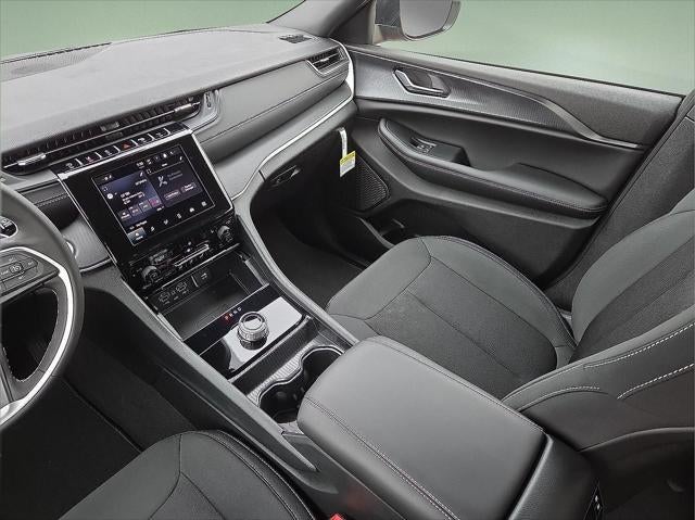 2026 Jeep Grand Cherokee GRAND CHEROKEE L LAREDO X 4X4