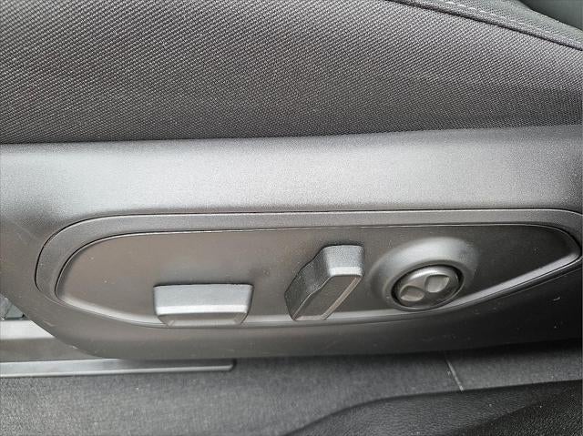 2026 Jeep Grand Cherokee GRAND CHEROKEE L LAREDO X 4X4