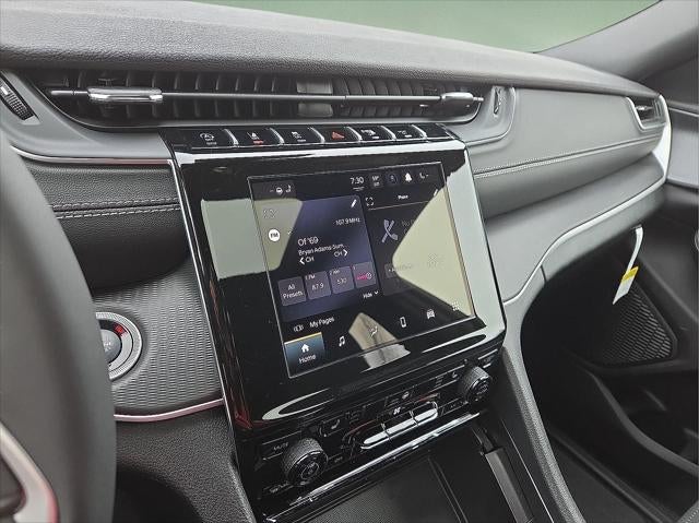 2026 Jeep Grand Cherokee GRAND CHEROKEE L LAREDO X 4X4