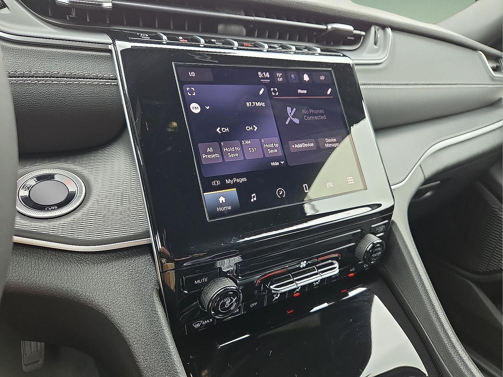 2025 Jeep Grand Cherokee GRAND CHEROKEE L LAREDO 4X4