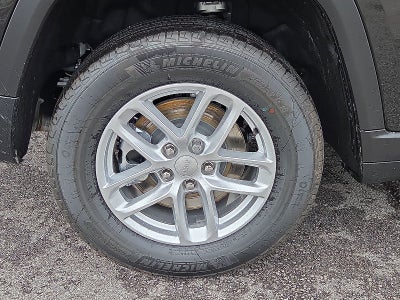 2025 Jeep Grand Cherokee GRAND CHEROKEE L LAREDO 4X4