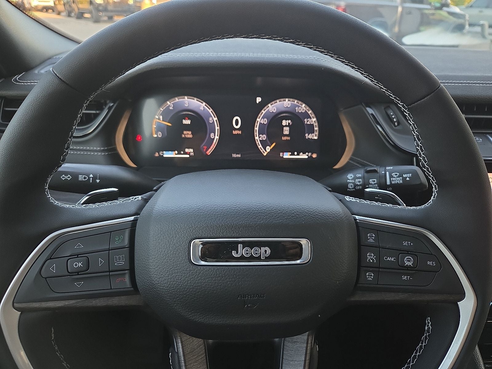 2027 Jeep Grand Cherokee GRAND CHEROKEE L LAREDO ALTITUDE 4X4