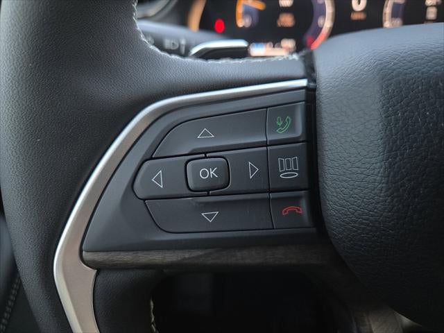 2027 Jeep Grand Cherokee GRAND CHEROKEE L LAREDO ALTITUDE 4X4