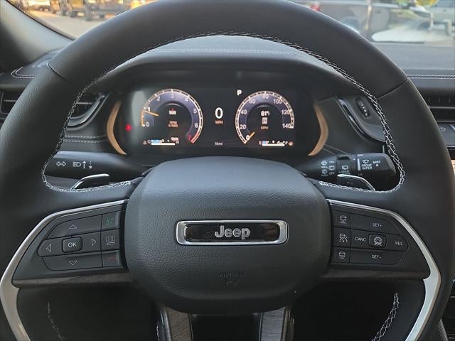 2027 Jeep Grand Cherokee GRAND CHEROKEE L LAREDO ALTITUDE 4X4