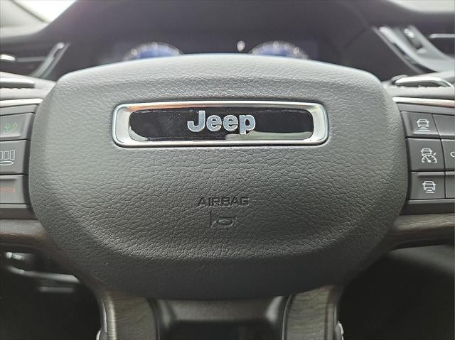 2026 Jeep Grand Cherokee GRAND CHEROKEE L LAREDO ALTITUDE 4X4