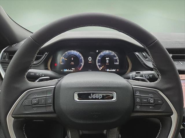 2026 Jeep Grand Cherokee GRAND CHEROKEE L LAREDO ALTITUDE 4X4