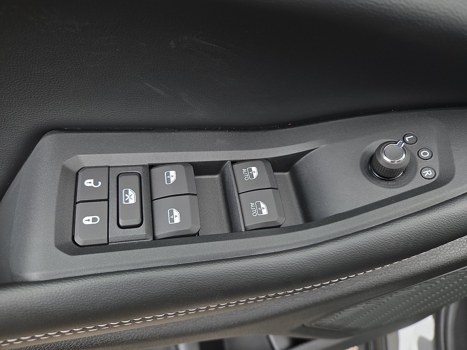 2027 Jeep Grand Cherokee GRAND CHEROKEE L LAREDO ALTITUDE 4X4
