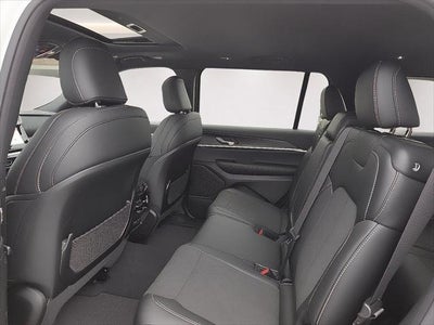 2026 Jeep Grand Cherokee GRAND CHEROKEE L LAREDO ALTITUDE 4X4