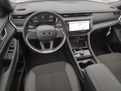 2026 Jeep Grand Cherokee GRAND CHEROKEE L LAREDO ALTITUDE 4X4