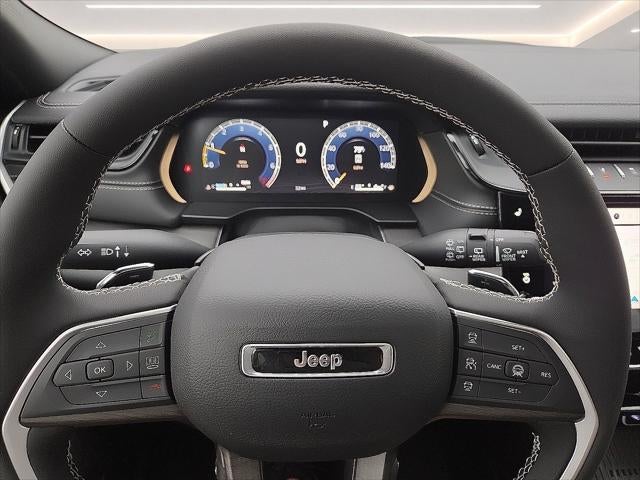 2026 Jeep Grand Cherokee GRAND CHEROKEE L LAREDO ALTITUDE 4X4