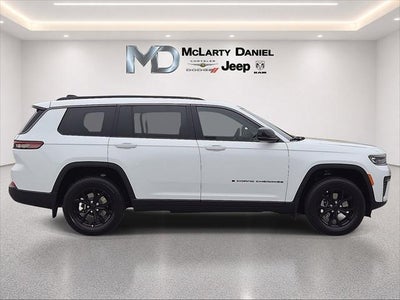 2026 Jeep Grand Cherokee GRAND CHEROKEE L LAREDO ALTITUDE 4X4