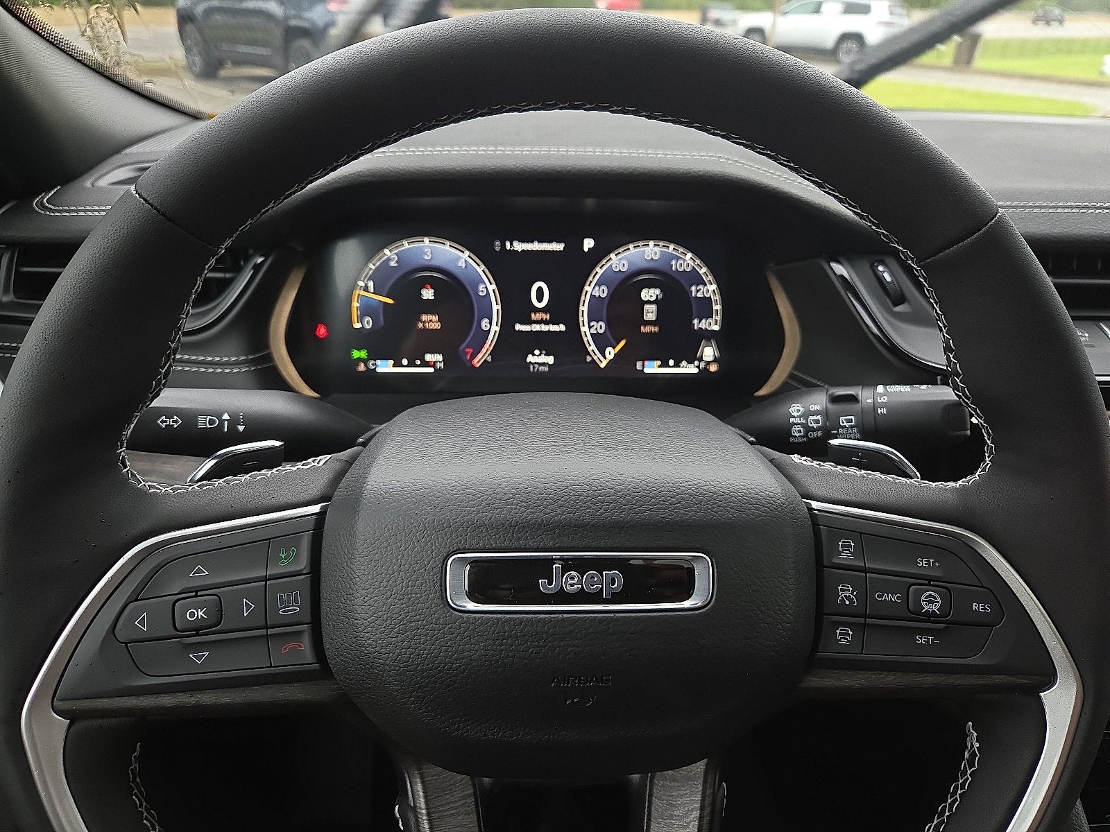 2027 Jeep Grand Cherokee GRAND CHEROKEE L LAREDO ALTITUDE 4X4