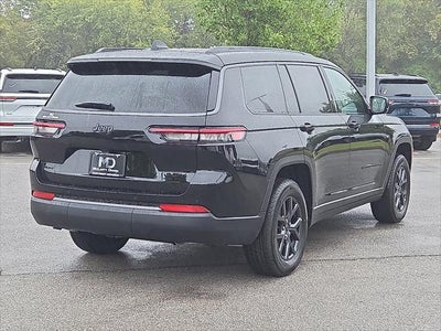 2027 Jeep Grand Cherokee GRAND CHEROKEE L LAREDO ALTITUDE 4X4