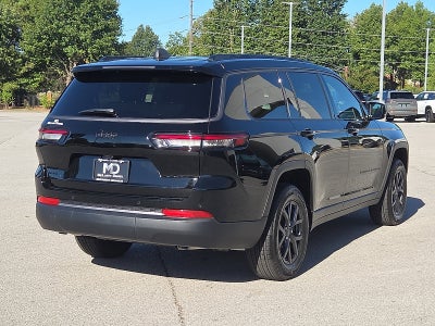 2027 Jeep Grand Cherokee GRAND CHEROKEE L LAREDO ALTITUDE 4X4