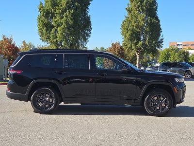 2027 Jeep Grand Cherokee GRAND CHEROKEE L LAREDO ALTITUDE 4X4