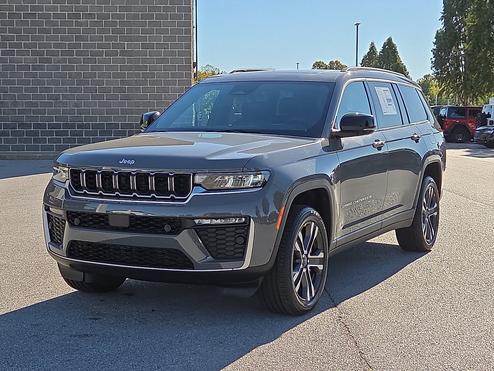2027 Jeep Grand Cherokee GRAND CHEROKEE L LIMITED 4X4